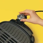 HAMILTON BEACH SMART INDOOR / OUTDOOR GRILL | 31605A - Image 