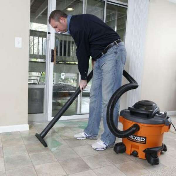 Ridgid WD1270 - 12 Gallon High Performance Wet / Dry Vac 