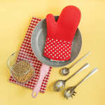 MINISO SILICONE OVEN GLOVE