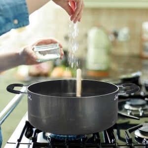 BENE CASA DUTCH OVEN 8QT BLACK | BC-58614