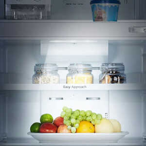 HISENSE 16 CU.FT INVERTER REFRIGERATOR WITH WATERDISPENSER 115V | RT16N6CDX - Image 