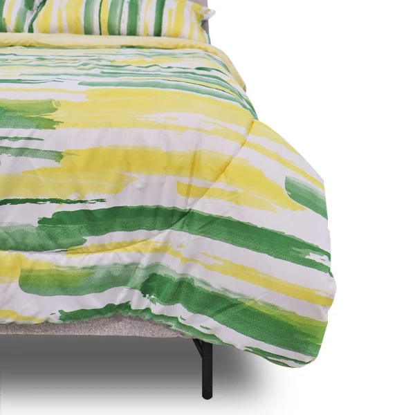 Comfortable comforter set