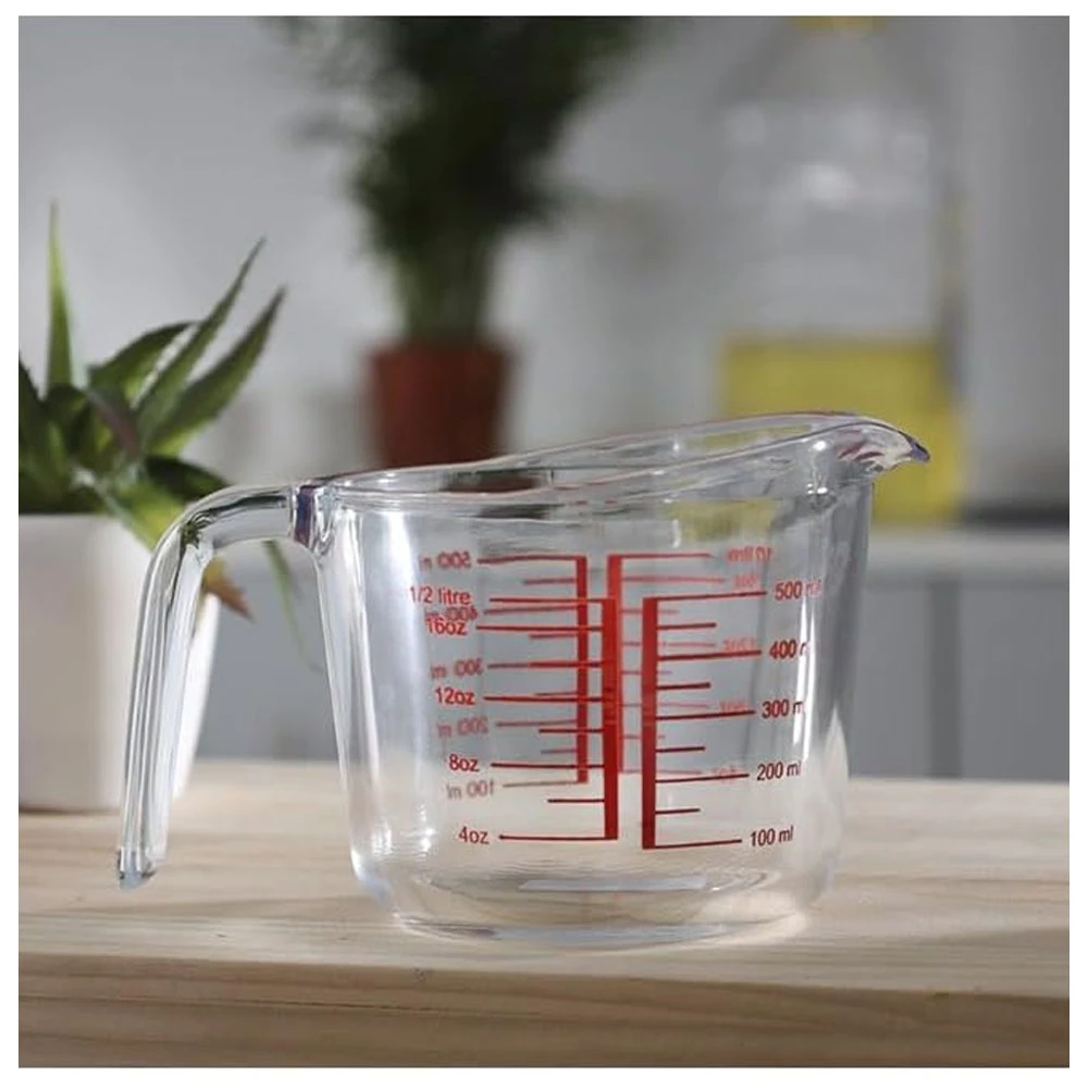  Measure every drop perfectly with this 500 ml glass measuring jug
