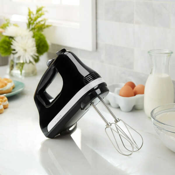 KITCHENAID ULTRA POWER 3-SPEED HAND MIXER BLACK | KHM312OB - Image 