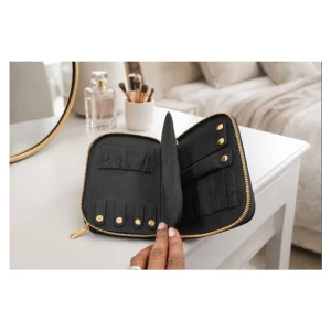 TRAVEL JEWELRY CASE