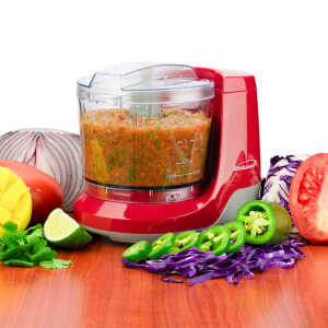 BRENTWOOD 1.5 CUP MINI FOOD CHOPPER RED | MC-109R - Image 