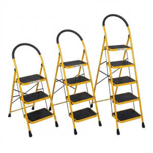 STEP LADDER
