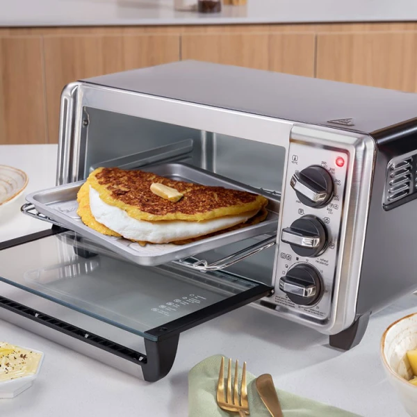 BLACK & DECKER 4-SLICE COUNTERTOP TOASTER OVEN | TO4130-0SDLA - Image 