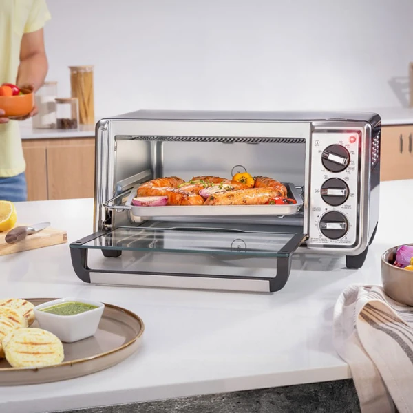 BLACK & DECKER 4-SLICE COUNTERTOP TOASTER OVEN | TO4130-0SDLA - Image 