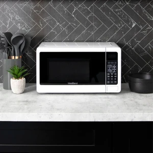 WEST BEND 0.7 CU.FT  MICROWAVE, 700W WHITE | WBMW71W - Image 