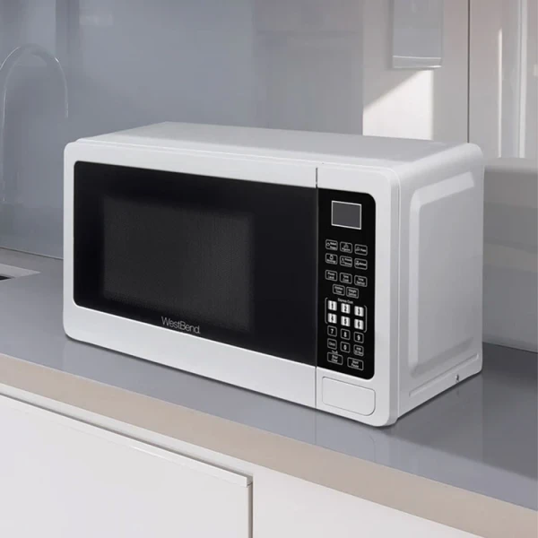 WEST BEND 0.7 CU.FT  MICROWAVE, 700W WHITE | WBMW71W - Image 