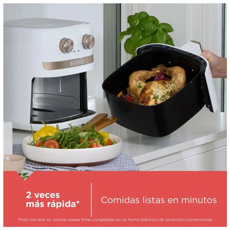 Compact white air fryer with 4.2-liter cooking capacity