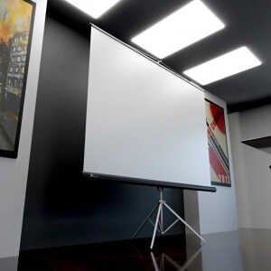 KLIP XTREME 92" PROJECTION SCREEN W/ TRIPOD | KPS-113 - Image 